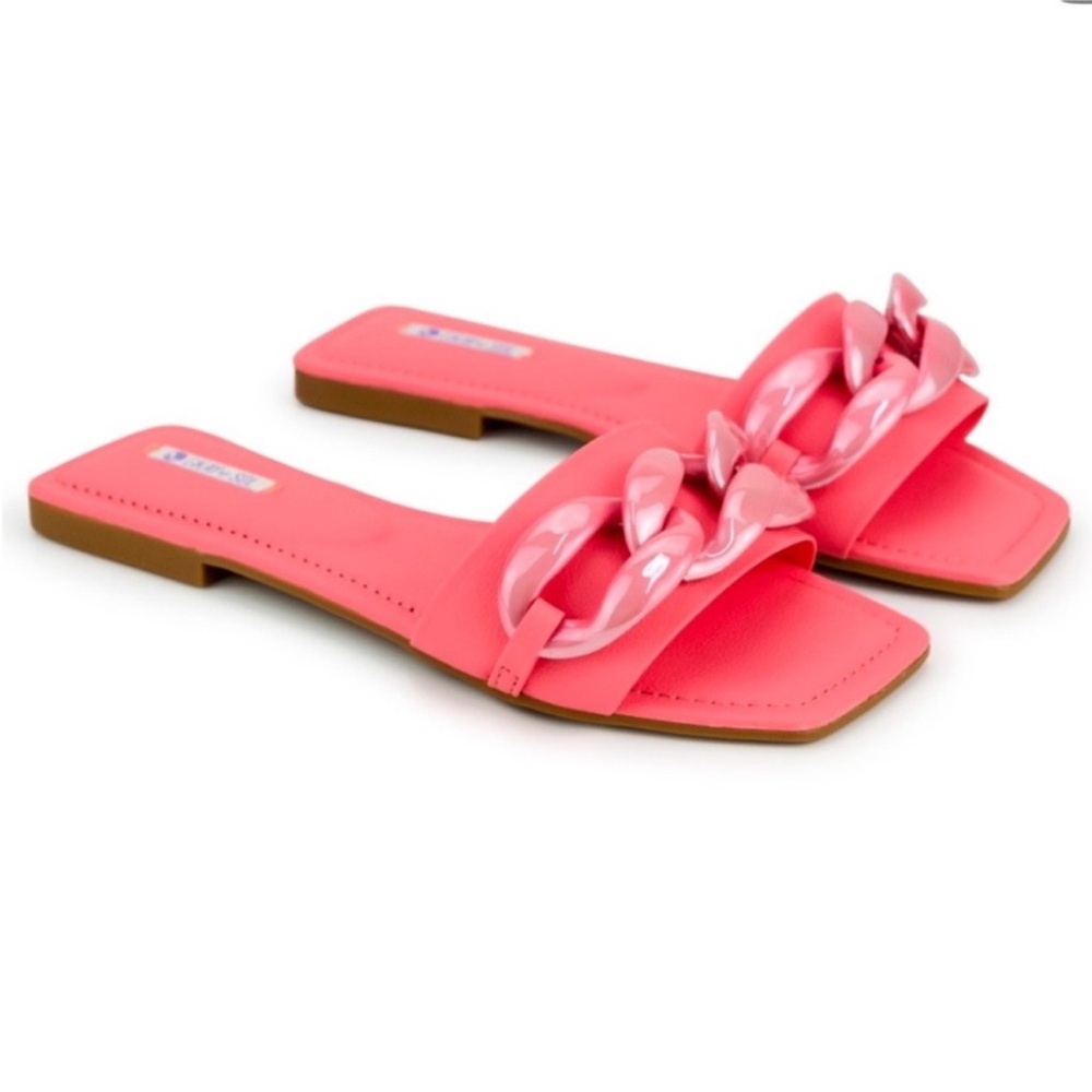 New Pink Vegan leather cushioned slides flat sandals new in box size 5